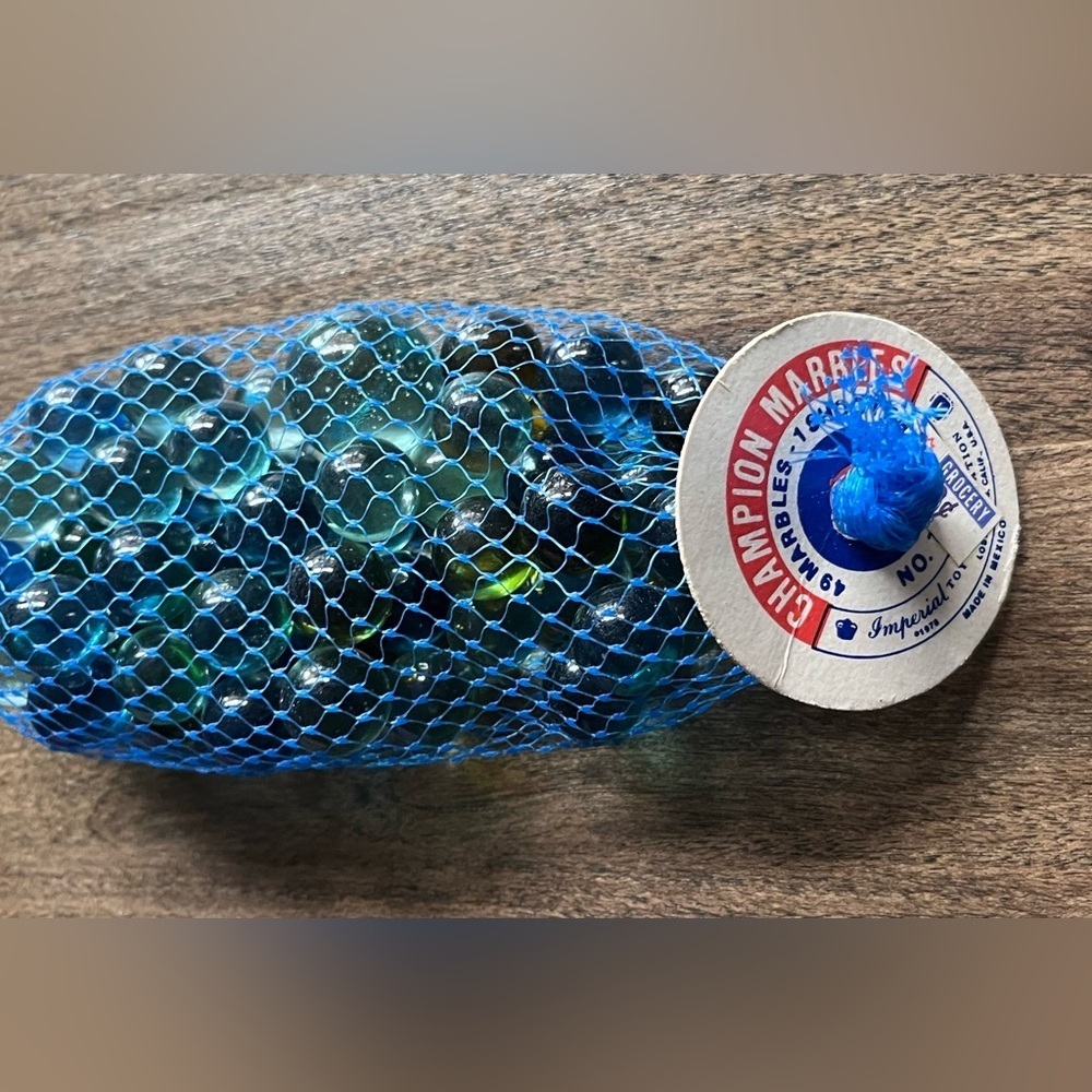 Champion Marbles in sealed Blue Mesh Bag from 1978